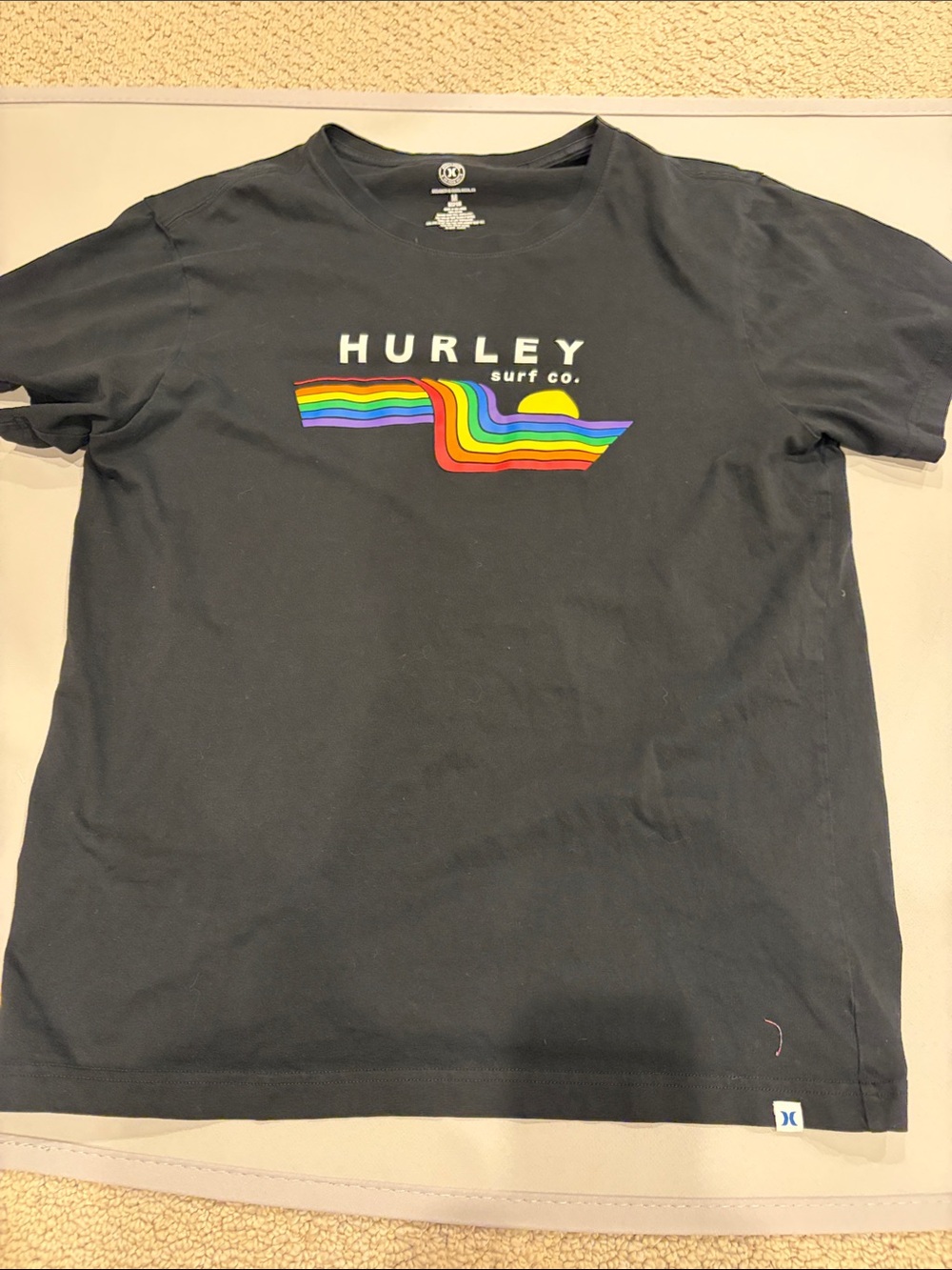 Hurley Black Short-Sleeve Tee with Rainbow Wave Logo men’s M surf co EUC